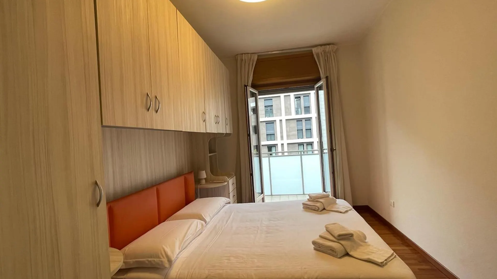 Spacious Onebedroom Cenisio - Mirable Pm Милан 0*,