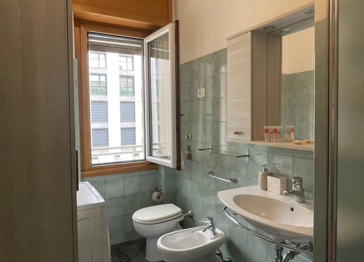 Spacious Onebedroom Cenisio - Mirable Pm Милан 0*,  Италия